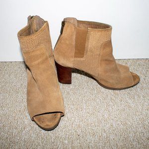LAST CHANCE SALE Bella Vita Brown Suede Open Toe Wooden Heels